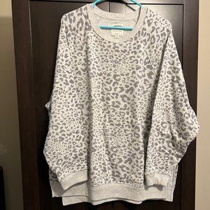 American Eagle Jegging Fit Sweatshirt Women's Size L Animal Print Cheetah Print